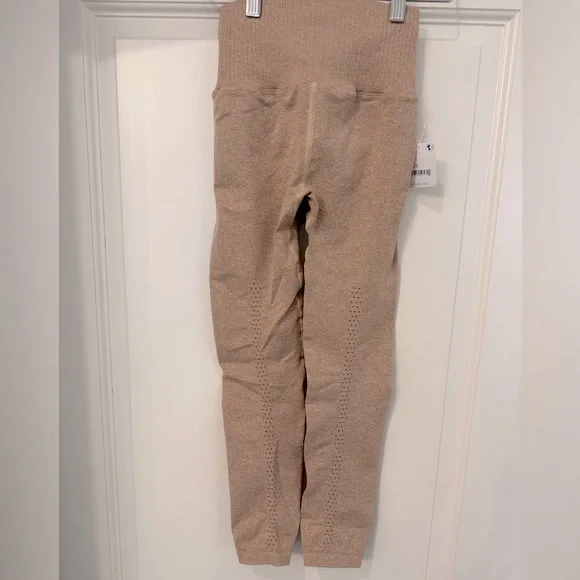 Free people movement good karma legging NWT - Picture 2 of 10